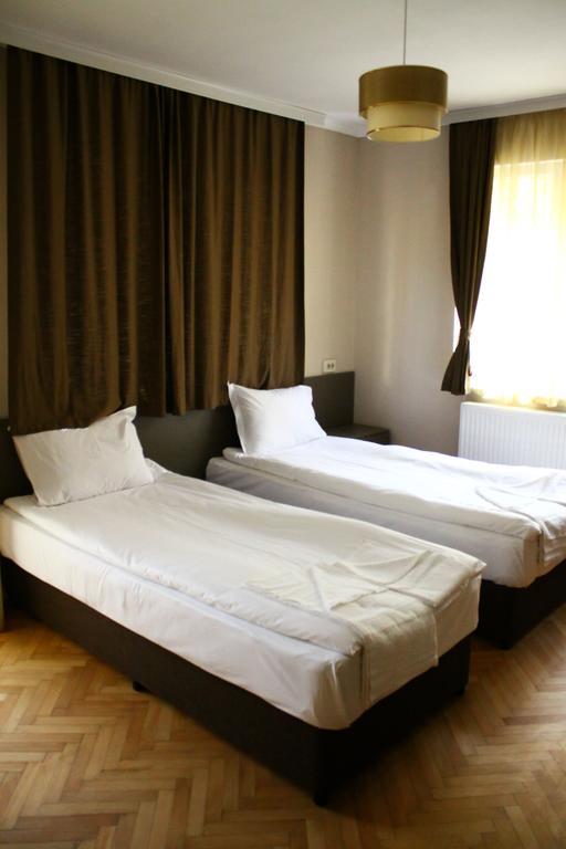 Guest House Central Kŭrdzhali 外观 照片